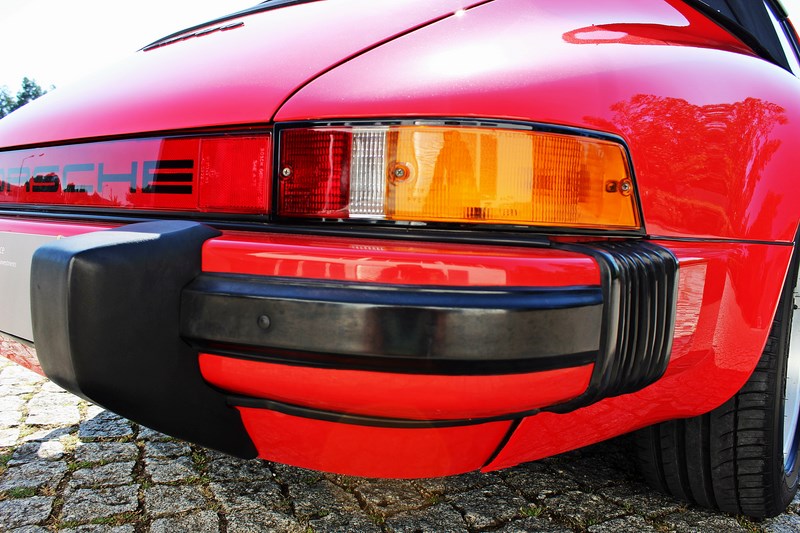 1986 Porsche 911 Carrera 3.2 Cabriolet